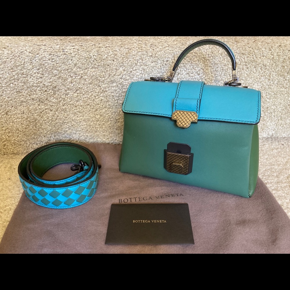 Authentic100% BV mini bi-colors piazza bag